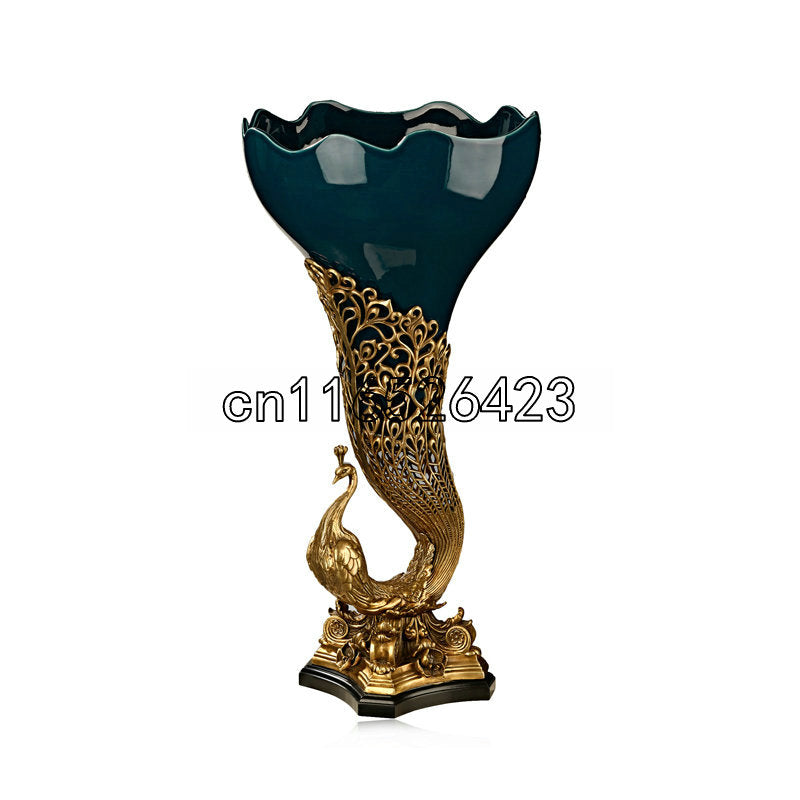 Luxurious living room peacock decoration creative Home Furnishing High-end ceramics inlaid copper  ornaments